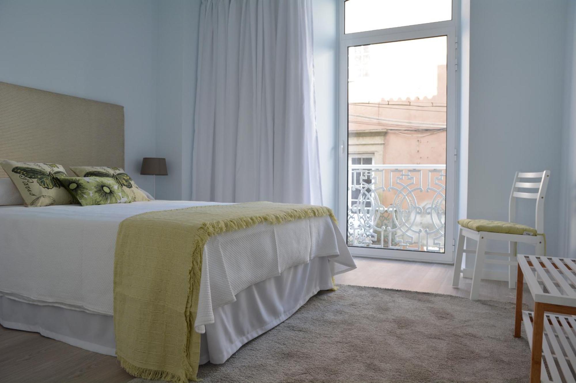Apartamentos Almeida Garrett Πόντα Ντελγκάντα Εξωτερικό φωτογραφία