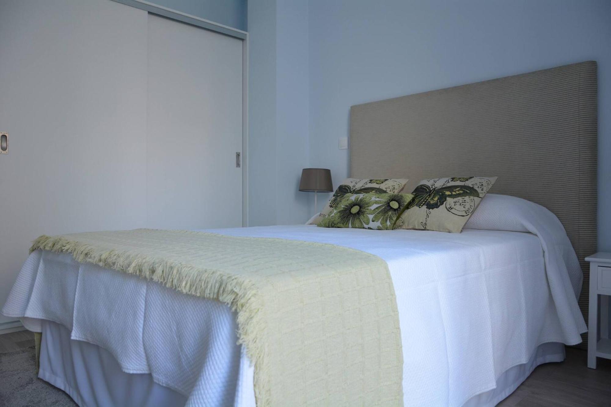 Apartamentos Almeida Garrett Πόντα Ντελγκάντα Εξωτερικό φωτογραφία